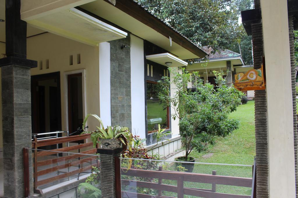 Tegal Jero Homestay ジャティルウィ エクステリア 写真