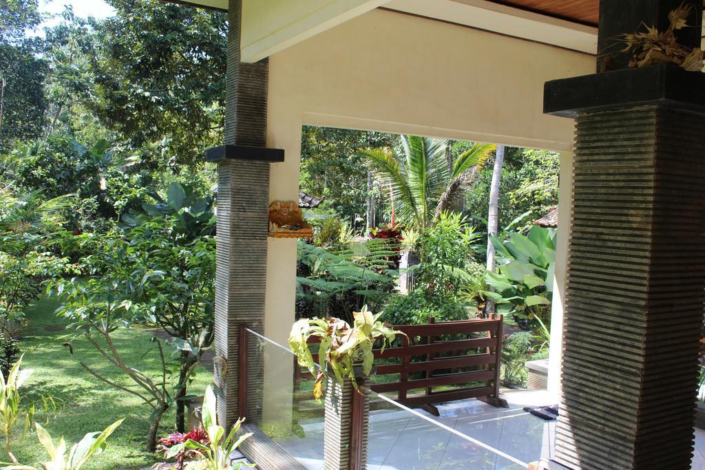 Tegal Jero Homestay ジャティルウィ エクステリア 写真